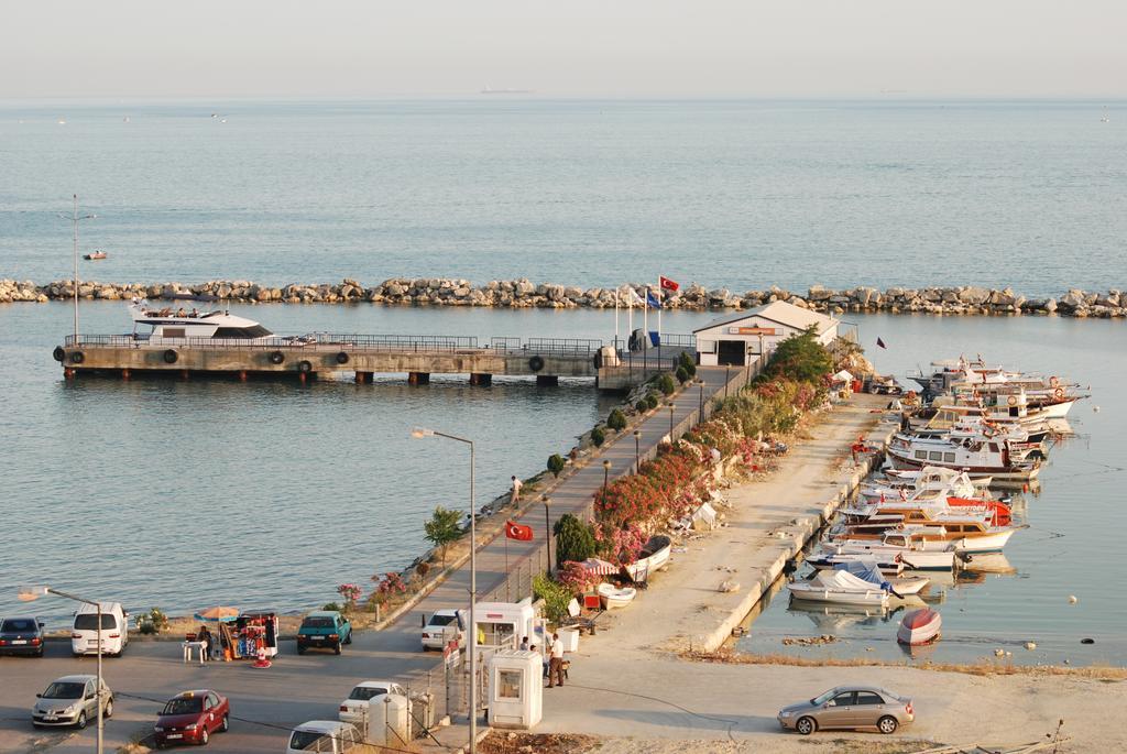 Pelikan Hotel Büyükçekmece Exterior foto